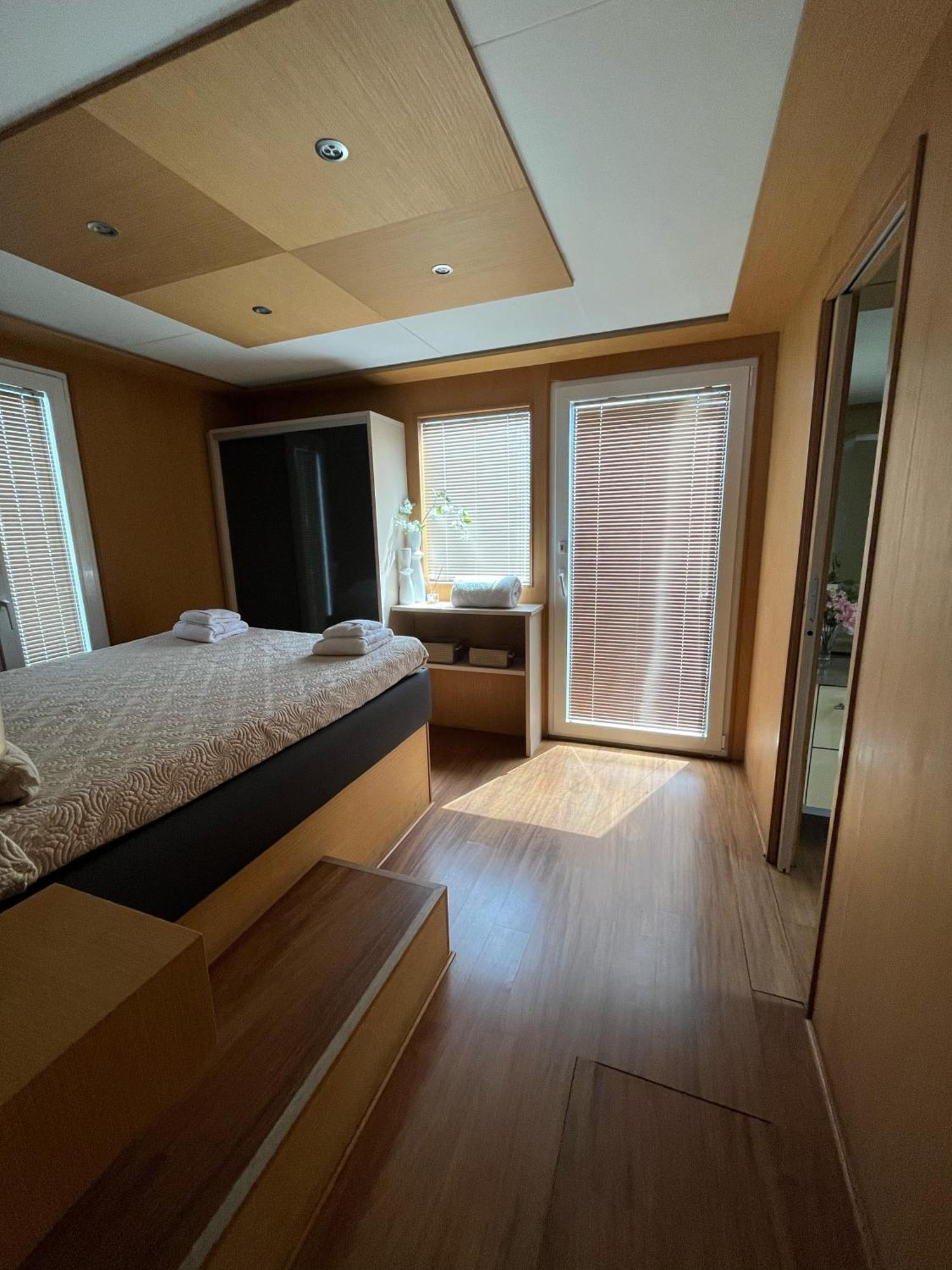 Botel Casa Flotante Con Encanto En - Murcia *